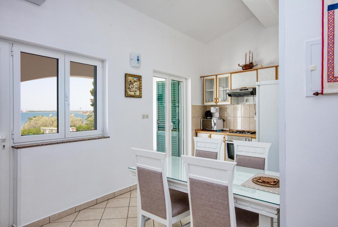 Family Friendly Seaside Apartments Brodarica, Sibenik - 4833 Brodarica  Zewnętrze zdjęcie