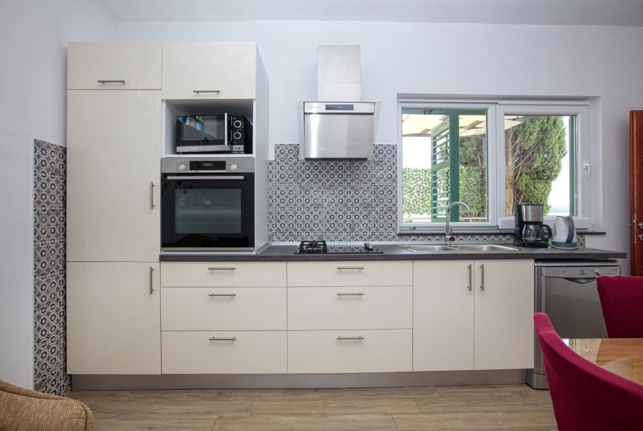 Family Friendly Seaside Apartments Brodarica, Sibenik - 4833 Brodarica  Zewnętrze zdjęcie