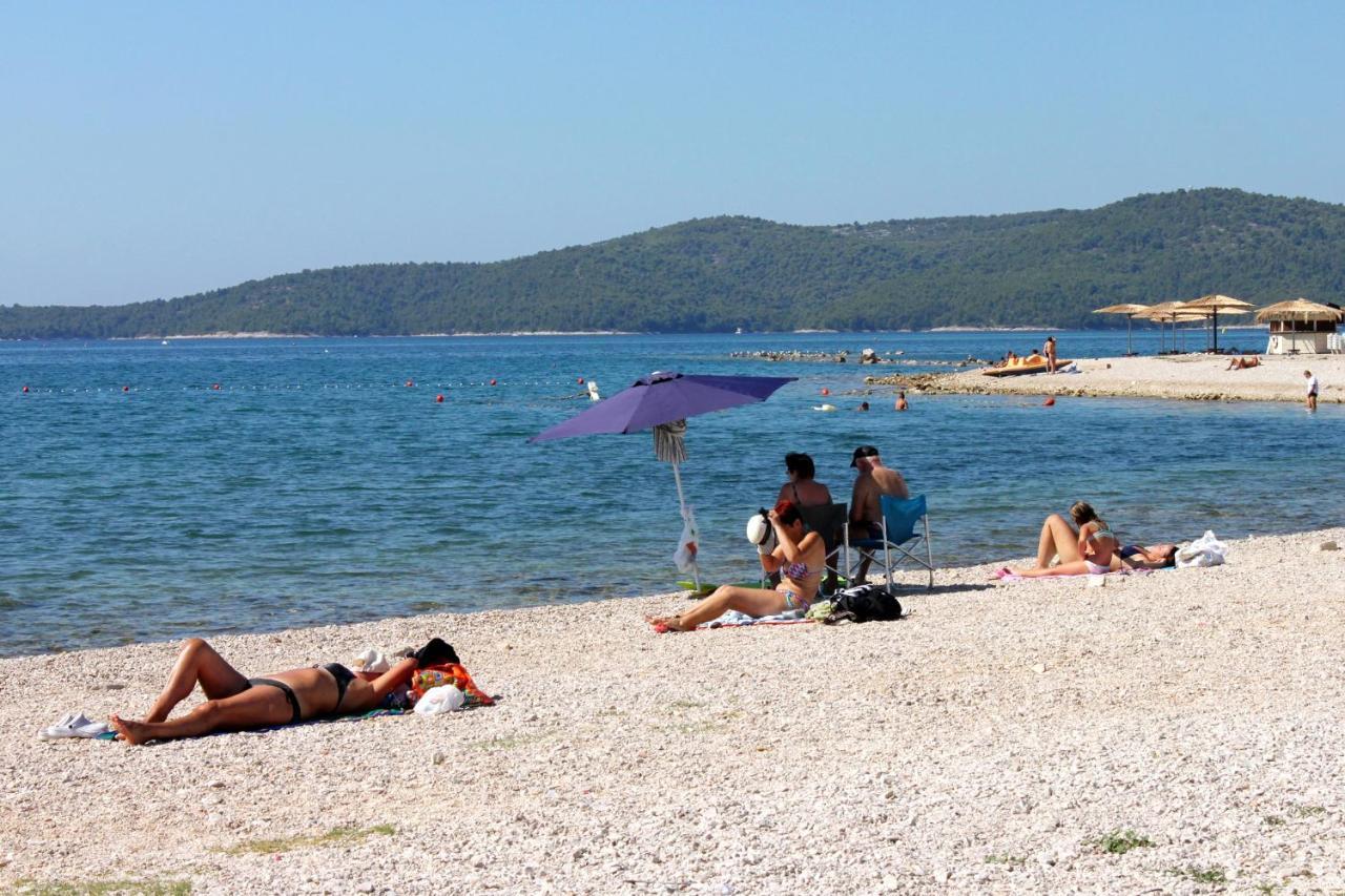 Family Friendly Seaside Apartments Brodarica, Sibenik - 4833 Brodarica  Zewnętrze zdjęcie