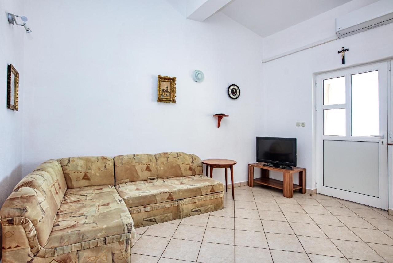 Family Friendly Seaside Apartments Brodarica, Sibenik - 4833 Brodarica  Zewnętrze zdjęcie