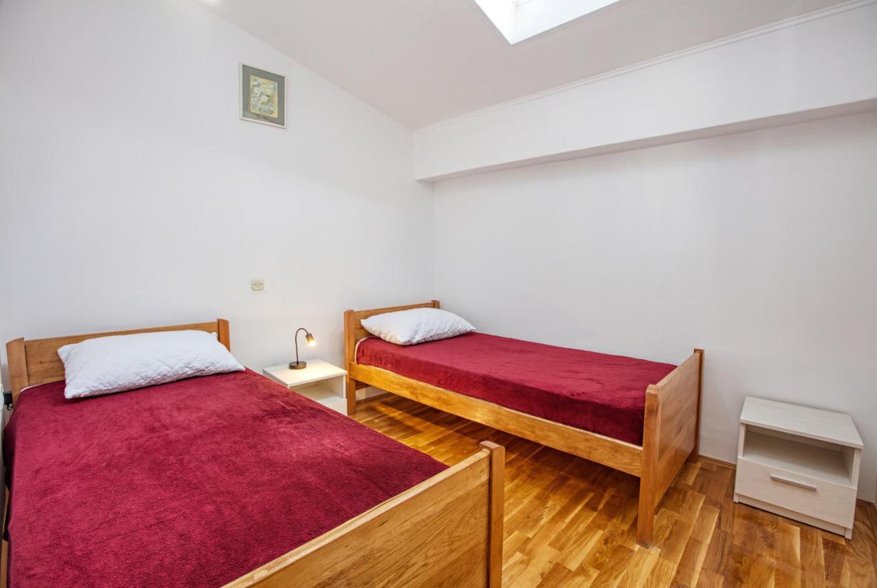 Family Friendly Seaside Apartments Brodarica, Sibenik - 4833 Brodarica  Zewnętrze zdjęcie