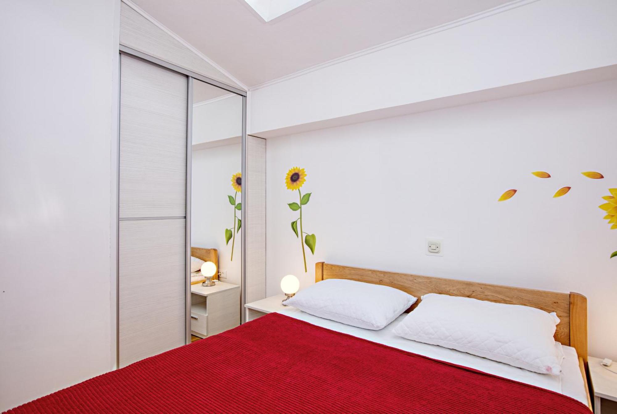 Family Friendly Seaside Apartments Brodarica, Sibenik - 4833 Brodarica  Pokój zdjęcie