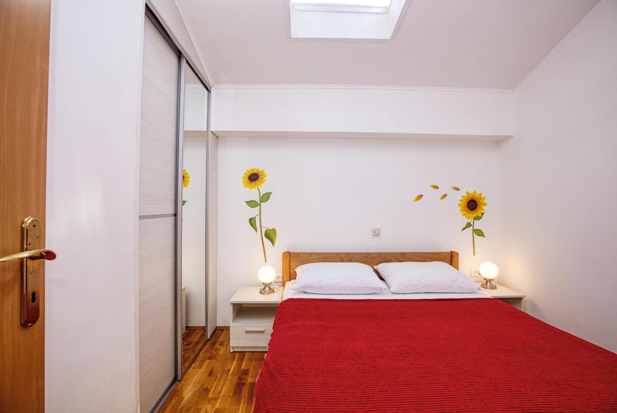 Family Friendly Seaside Apartments Brodarica, Sibenik - 4833 Brodarica  Pokój zdjęcie
